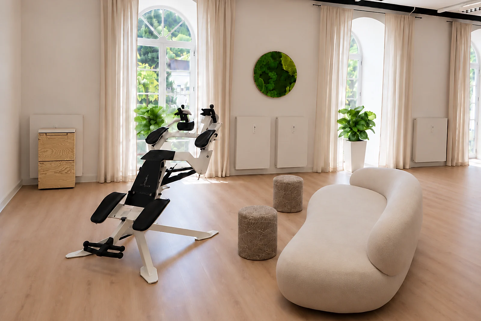 ICAROS training device in the studio